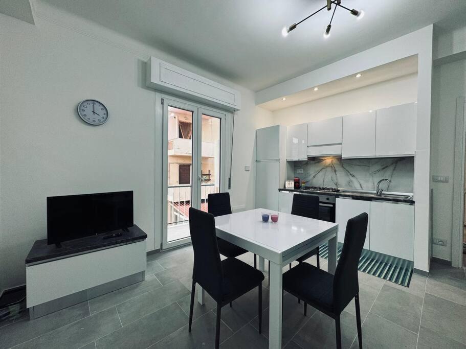 Casa Victoria A Due Passi Dall'Ariston Internet Gratis 圣雷默 外观 照片